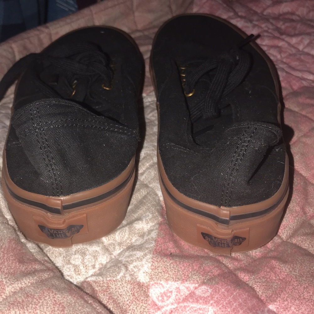 Vans - Picture 5 of 5